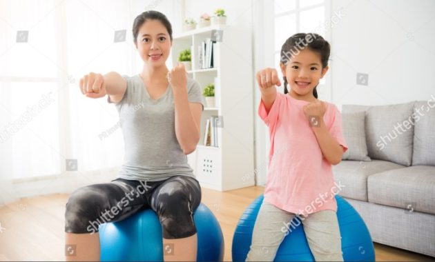 Kindersport im wohnzimmer